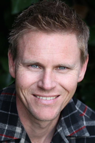 TK_actor-headshot-vintage_008